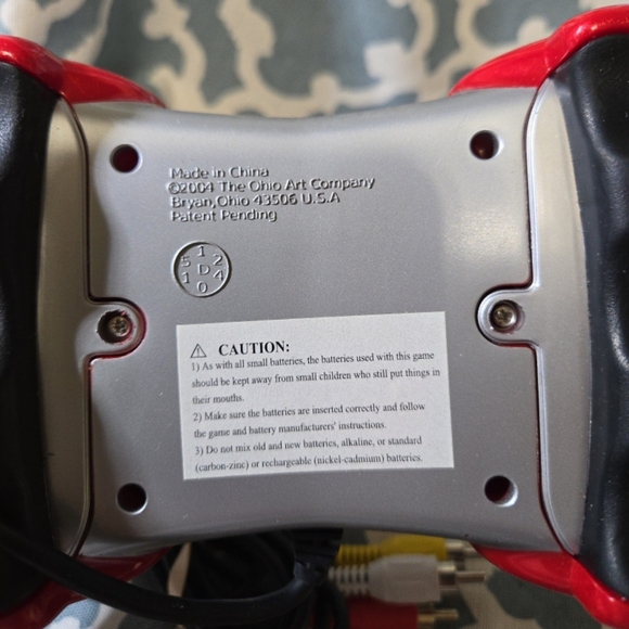 ETO Etch a Sketch TV Plug and Play Electronic Video Game. No Batteries Included. - Picture 4 of 4